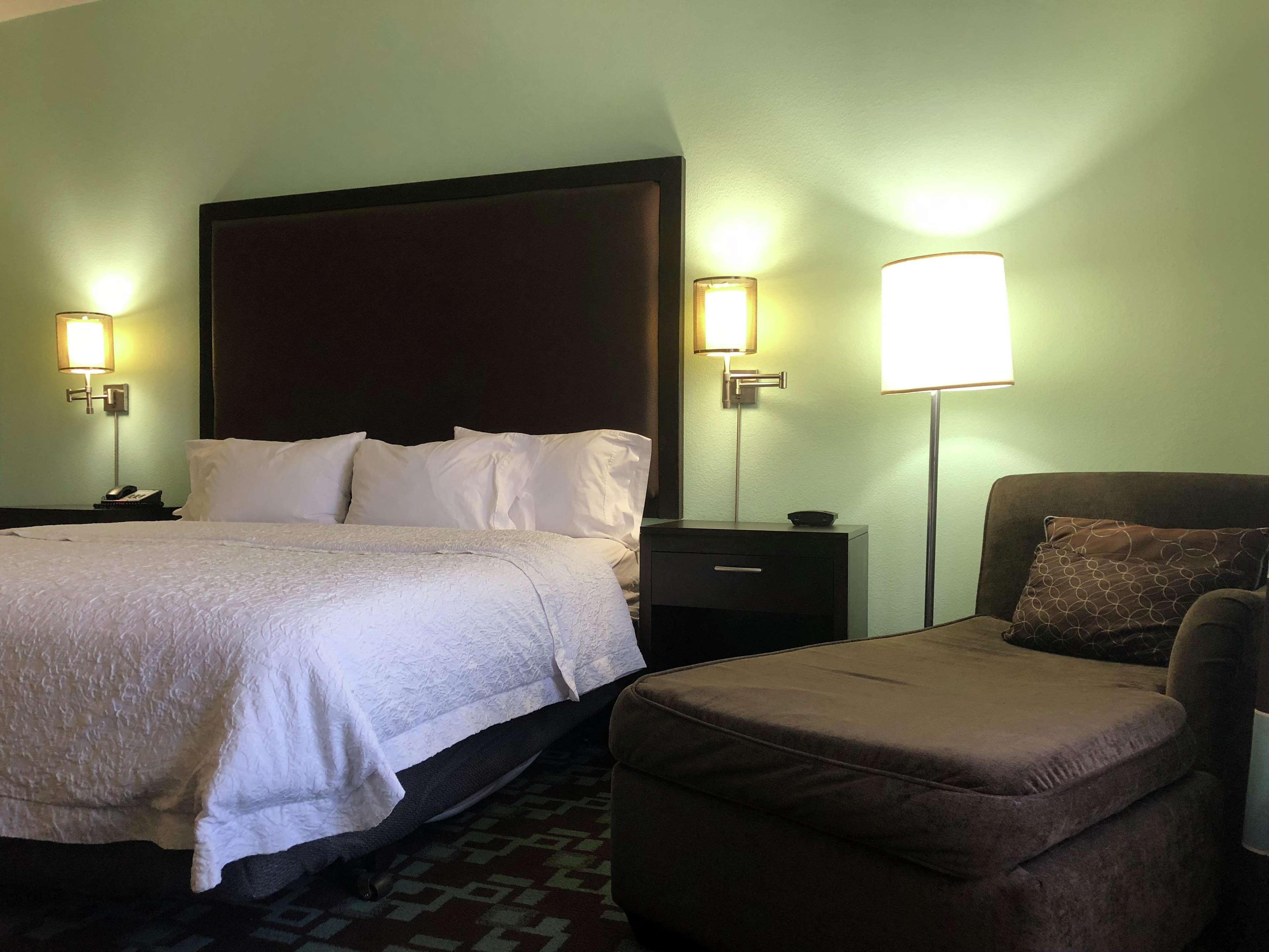 Hampton Inn & Suites Nashville At Opryland Kültér fotó