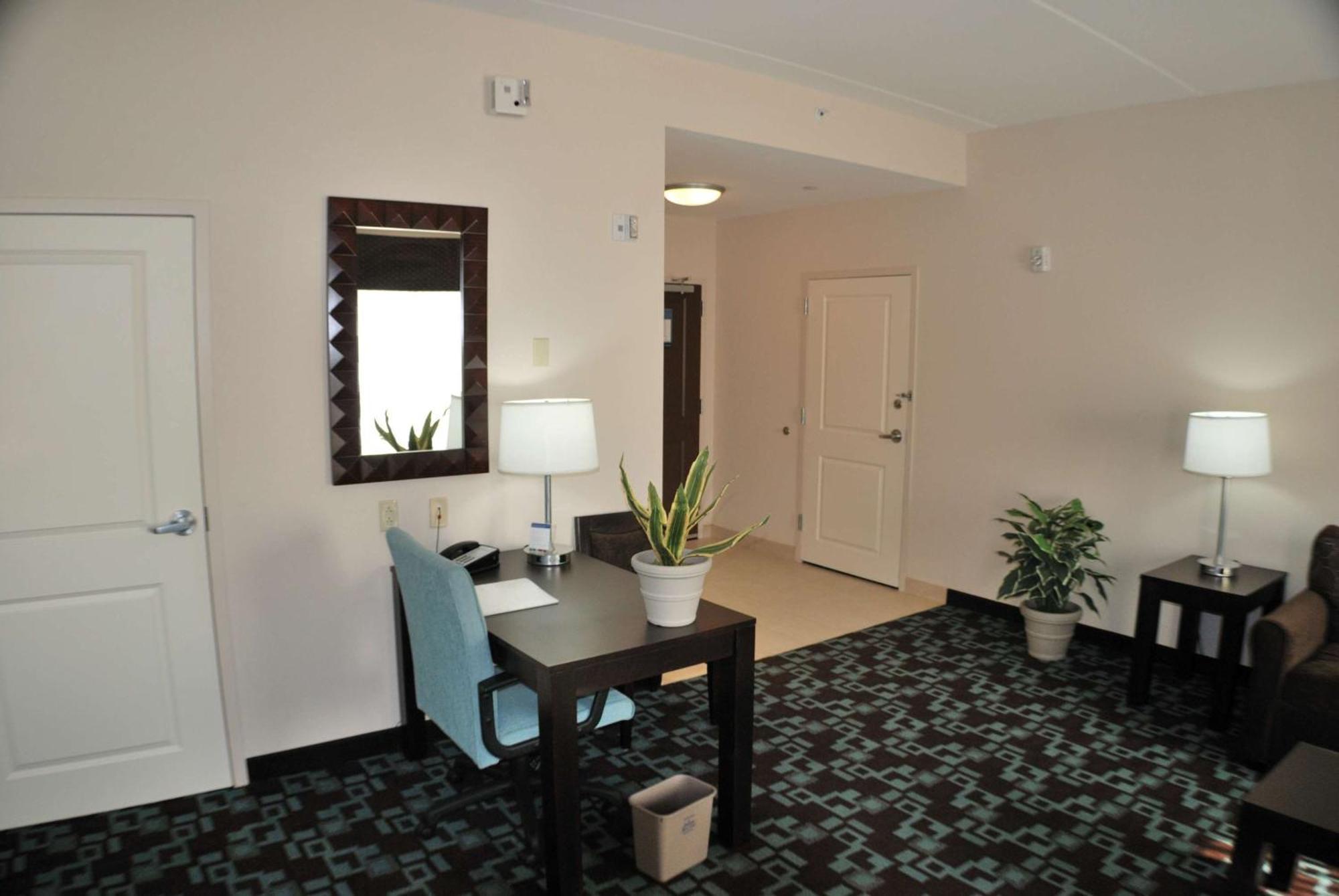 Hampton Inn & Suites Nashville At Opryland Kültér fotó