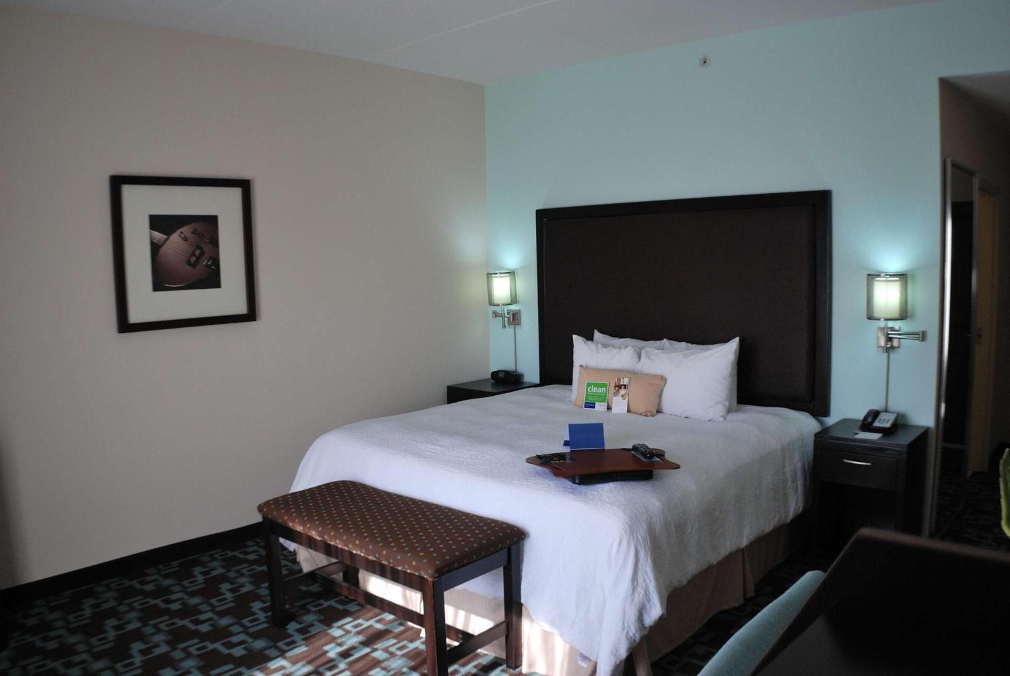 Hampton Inn & Suites Nashville At Opryland Kültér fotó