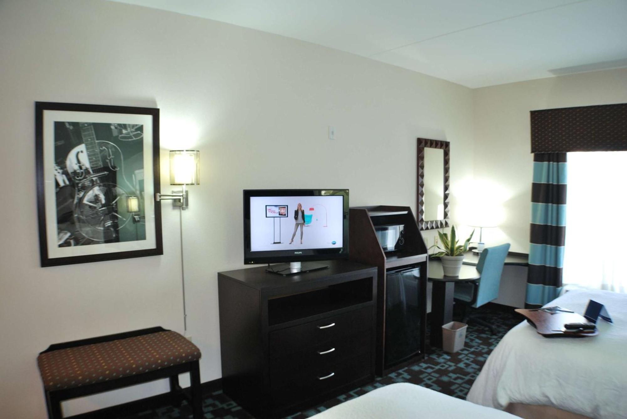Hampton Inn & Suites Nashville At Opryland Kültér fotó
